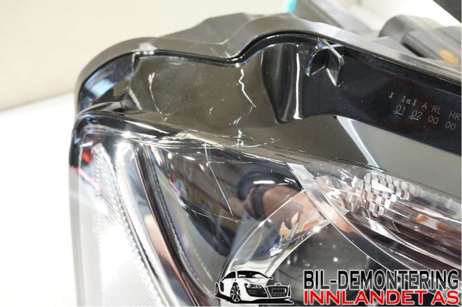 Frontlykt høyre halogen til Audi A3 2009-2012 (Type II, Fase 2)  (AUDI|8P0 941 030 BM||8K0 941 597 C)
