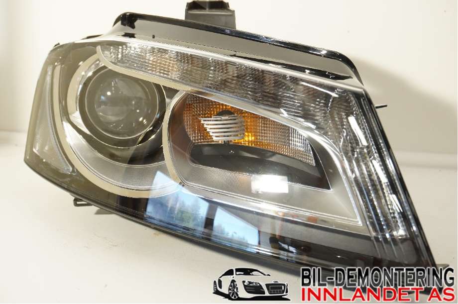 Frontlykt høyre halogen til Audi A3 2009-2012 (Type II, Fase 2)  (AUDI|8P0 941 030 BM||8K0 941 597 C)