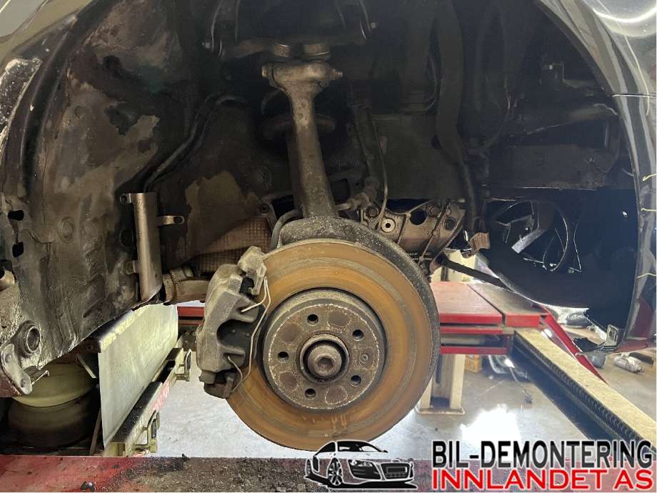 Bremsecaliper høyre foran til Audi A4 2007-2014 (Type IV) (B8) (B8) (AUDI|8K0 615 124 C|)