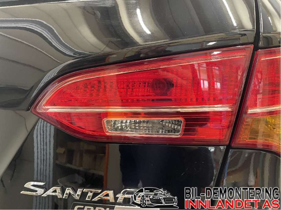 Baklykt høyre indre til Hyundai Santa Fe, 2012-2020 (Type III) (HYUNDAI|92406 2W035)