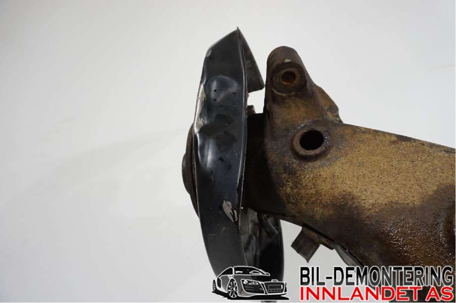 Bærebru venstre bak til VW Transporter / Caravelle 2009-2015 (Fase 2) (T5) (T5) (VOLKSWAGEN|7H0 501 071 E||7H8 501 413 B)