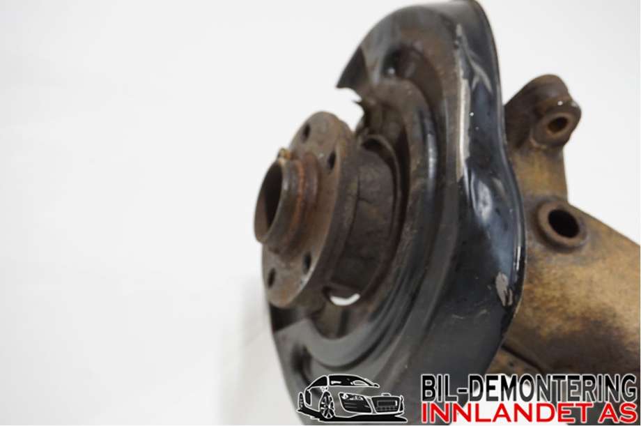 Bærebru venstre bak til VW Transporter / Caravelle 2009-2015 (Fase 2) (T5) (T5) (VOLKSWAGEN|7H0 501 071 E||7H8 501 413 B)