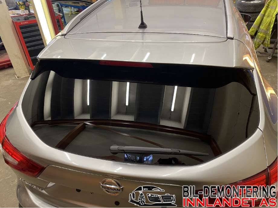Bakluke combi til Nissan Qashqai 2014-2021 (Type II)  (NISSAN|K01004EAAC|)