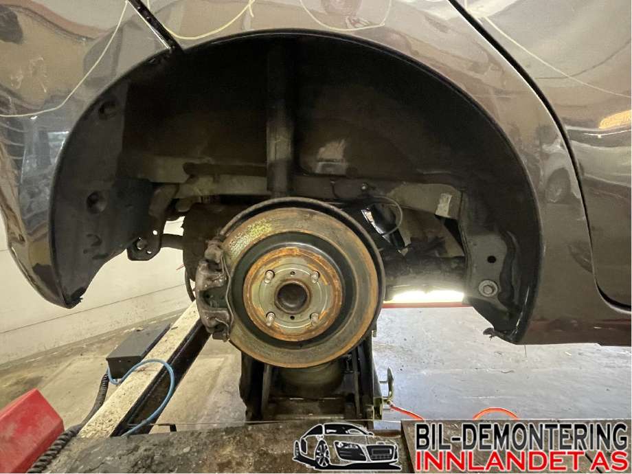 Bakaksel til Toyota Yaris 2012-2014 (Type III, Fase 1) (TOYOTA|421100D340|)