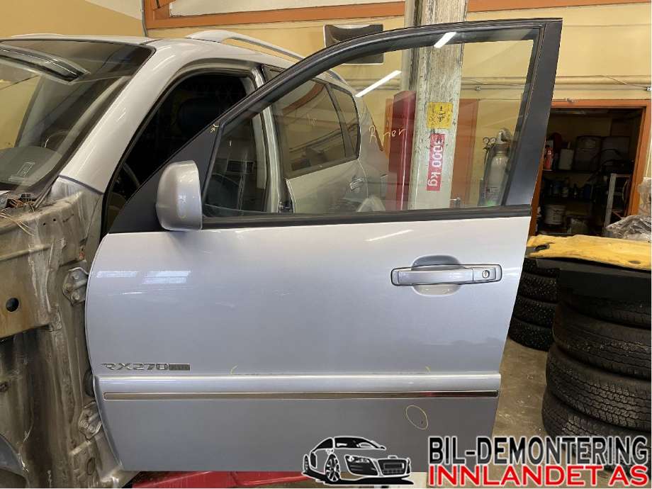Dør venstre foran til SsangYong Rexton, 2007-2013 (Y250) (Y250) (SSANGYONG|)