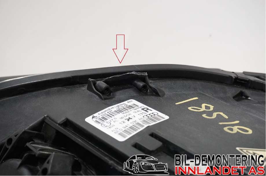 Frontlykt høyre halogen til Audi A4 2004-2008 (Type III) (B7) (B7) (AUDI|8E0 941 030 AS|)