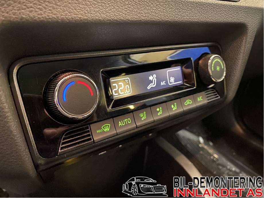 Varmeapparat betjening til Škoda Fabia, 2014-2021 (Type III)  (SKODA|6V0 907 044 C)