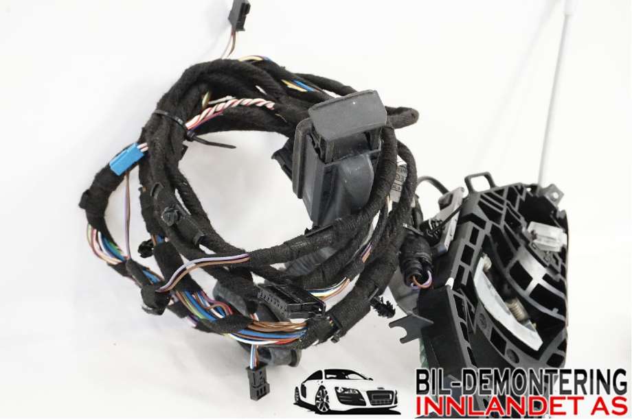 Dørhåndtak utv høyre bak til BMW 3-Serie 2012-2018 (F30/F31/F34) (F30/F31/F34) (BMW|51 21 7 242 568|51 21 7 207 562|)