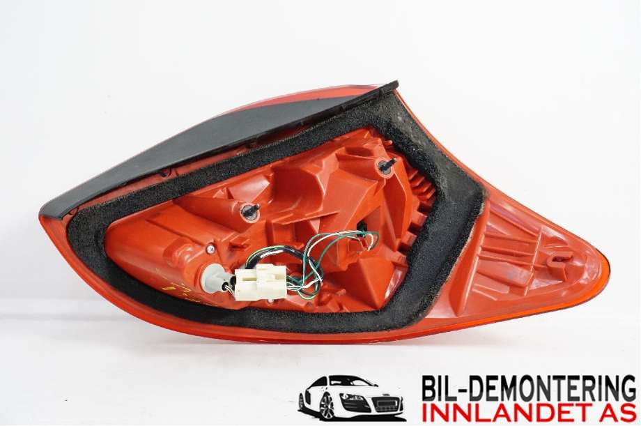 Baklykt venstre til Toyota RAV4 2009-2013 (Type III, Fase 2) (TOYOTA|8156142120|)