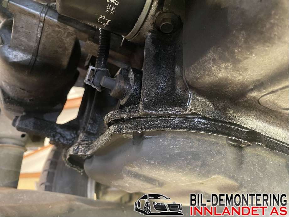 Motor bensin til Nissan Juke 2010-2014 (Fase 1)  (NISSAN|101021KA0F|HR16DE|10102BA60A)