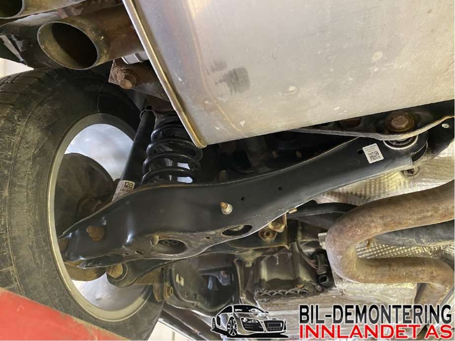 Travers bak til Audi A3 2012-2016 (Type III, Fase 1)  (AUDI|5Q0 505 315 AB|)
