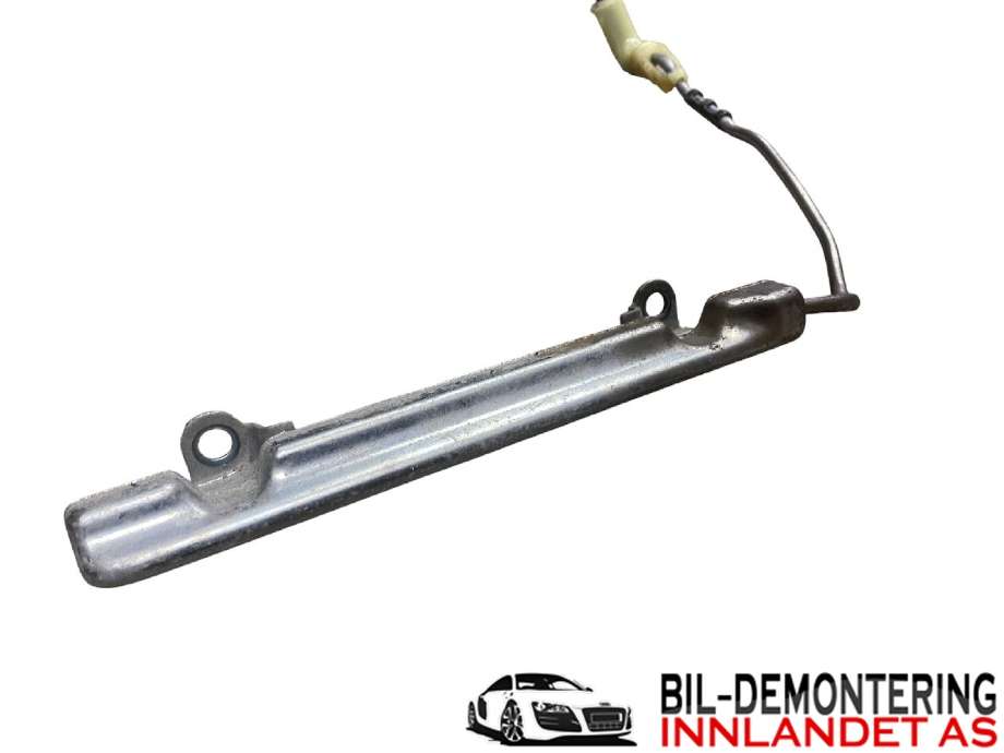Dyseskinne (fuelrail) til Toyota Corolla 2019-->> (TOYOTA|2381437100|)