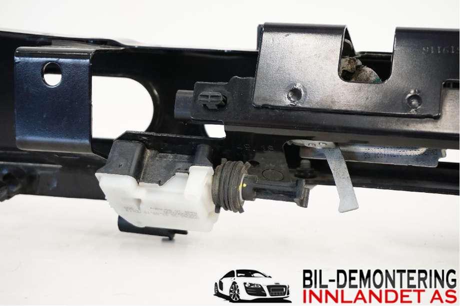 Frontplate øvre til BMW i3 2013-2022  (BMW|51 64 7 296 805|51 23 7 299 166|5164 7296806 7)