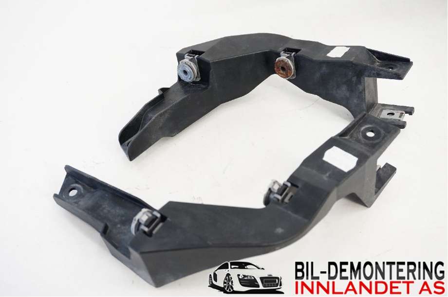 Frontlyktehus til BMW i3 2013-2022  (BMW|51 64 7 331 556||51 64 7 331 555)