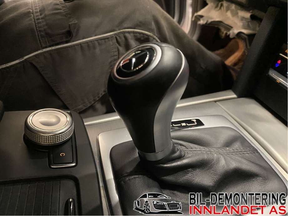 Girstang/girvelger automat til Mercedes E-Klasse 2009-2013 (Fase 1) (W212) (W212) (MERCEDES|A 204 267 82 24|)