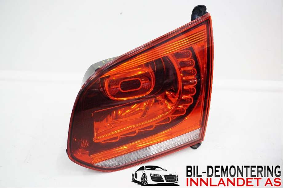 Baklykt høyre indre til VW Golf VI 2008-2012  (VOLKSWAGEN|5K0 945 094 AF|)
