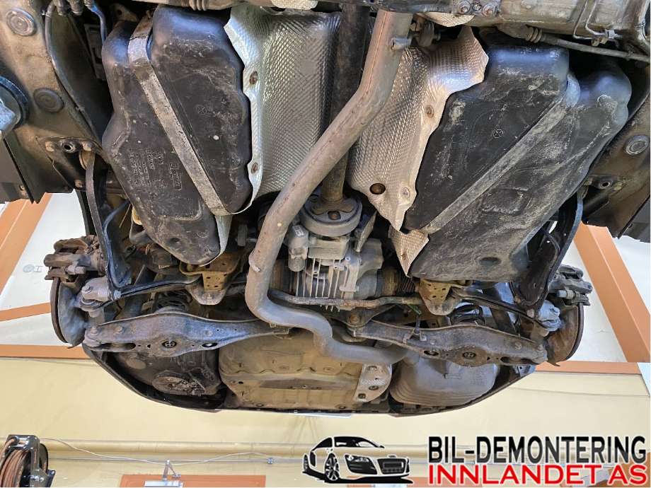 Eksos bakre til VW Passat, 2015-2019 (Fase 1) (B8) (B8) (VOLKSWAGEN|3G0 253 609 AK)