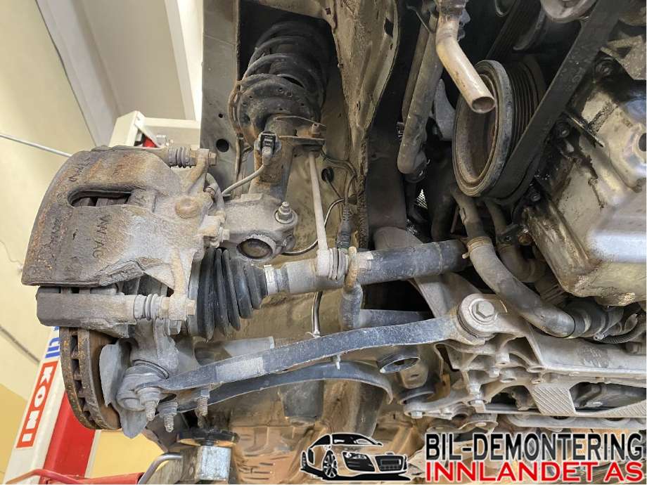 Fjærbein høyre foran til VW Passat, 2015-2019 (Fase 1) (B8) (B8) (VOLKSWAGEN|3Q0 413 031 BE)