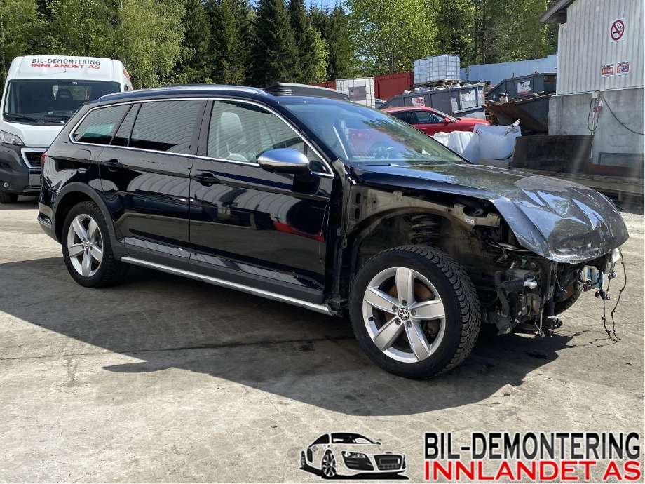 Airbag gardin høyre til VW Passat, 2015-2019 (Fase 1) (B8) (B8) (VOLKSWAGEN|3G0 880 742 F)