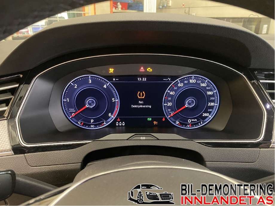 Instrumentpanel til VW Passat, 2015-2019 (Fase 1) (B8) (B8) (VOLKSWAGEN|3G0 920 791 A)