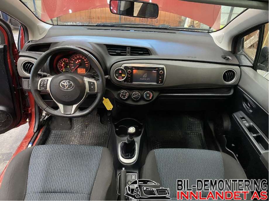 Airbag elektronikk til Toyota Yaris 2012-2014 (Type III, Fase 1)  (TOYOTA|891700D300|)