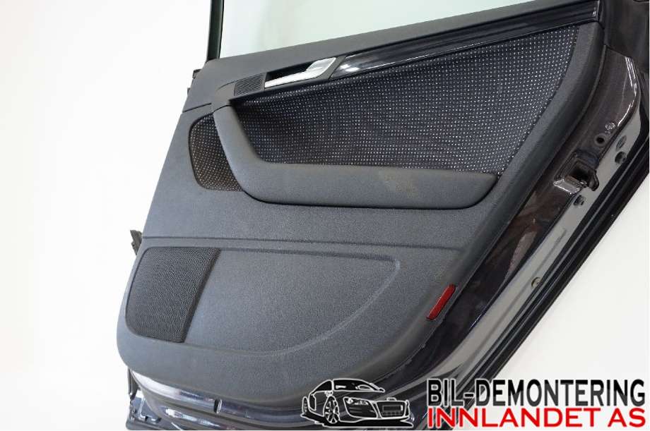 Dør høyre bak til Audi A3 2003-2008 (Type II, Fase 1)  (AUDI|8P4 833 052 A|)