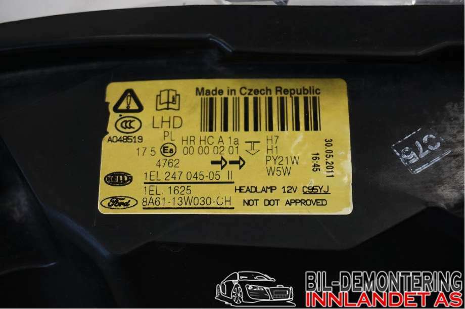Frontlykt venstre halogen til Ford Fiesta 2008-2012 (Type VI, Fase 1) (FORD|8A61-13W030-CH||8A61 13W030 CH)