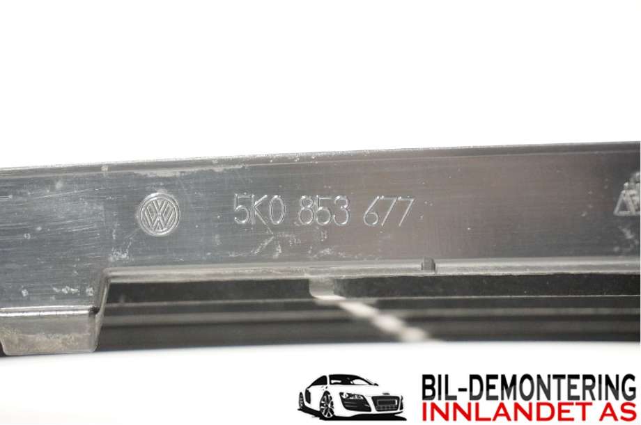 Grill til VW Golf VI 2008-2012  (VOLKSWAGEN|5K0 853 671||5K0853677)