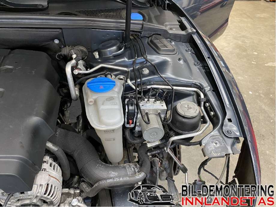ABS sentral til Audi A5, 2007-2016 (Type I) (AUDI|8K0 614 517 EF)
