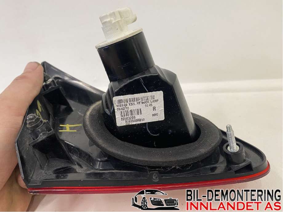 Baklykt høyre indre til Nissan Qashqai 2010-2014 (Type I, Fase 2)  (NISSAN|26550BR01A|)