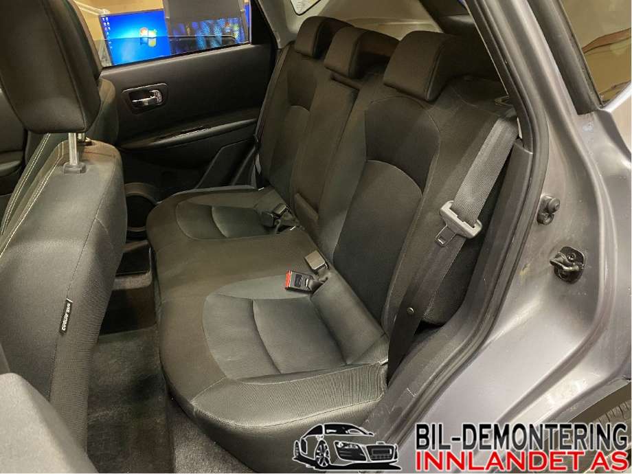 Sete bak til Nissan Qashqai, 2010-2014 (Type I, Fase 2)  (NISSAN|)