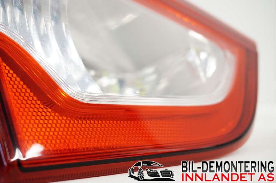 Baklykt venstre indre til Suzuki SX4 S-CROSS 2013-->> (Type II)  (SUZUKI|36274-61M00|)