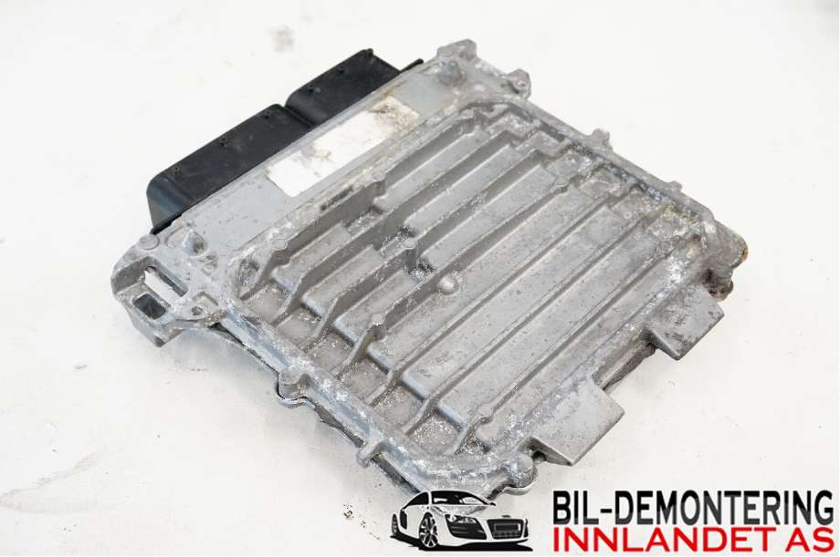 Styreenhet motor til Mercedes A-Klasse 2012-2018 (W176) (W176) (MERCEDES|A 270 900 09 00|)