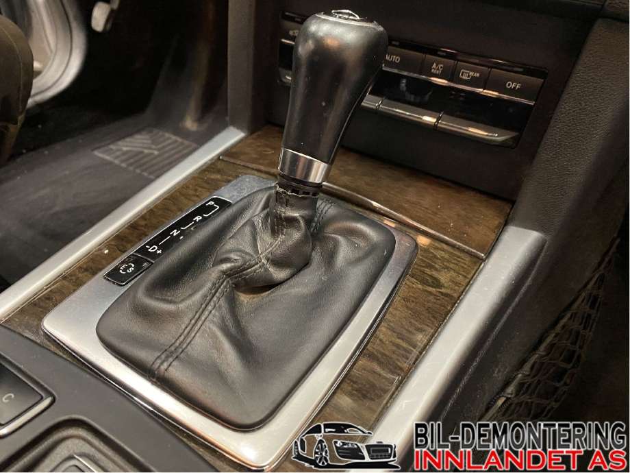 Girstang/girvelger automat til Mercedes E-Klasse 2009-2013 (Fase 1) (W212) (W212) (MERCEDES|A 204 267 82 24|)