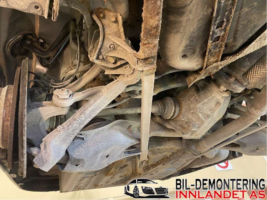 Drivaksel høyre bak til Mercedes E-Klasse 2009-2013 (Fase 1) (W212) (W212) (MERCEDES|A 221 350 35 10|)