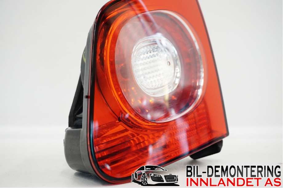 Baklykt høyre indre til VW Tiguan 2007-2011 (Type I, Fase 1)  (VOLKSWAGEN|5N0 945 094 B|5N0 945 108 C)