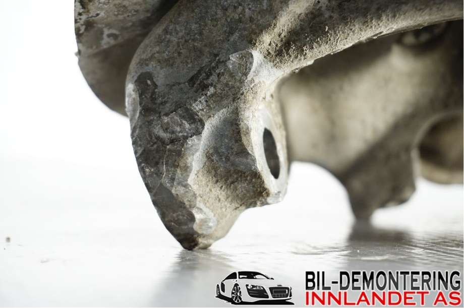 Hjulspindel venstre foran til BMW 3-Serie 2012-2018 (F30/F31/F34) (F30/F31/F34) (BMW|31 21 6 798 261|)