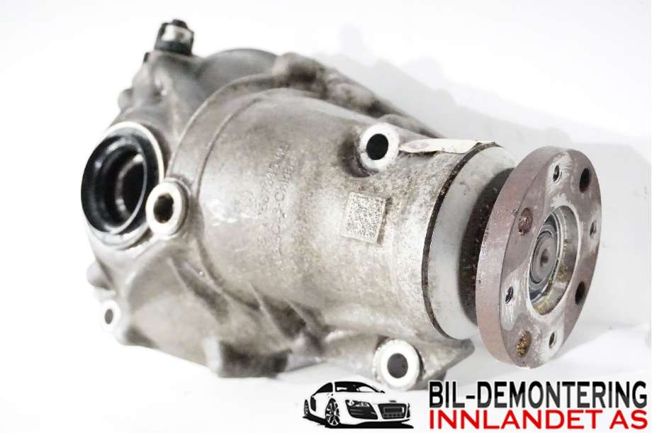 Kardang til BMW 3-Serie 2012-2018 (F30/F31/F34) (F30/F31/F34) (BMW|31507590898||7590898-04)