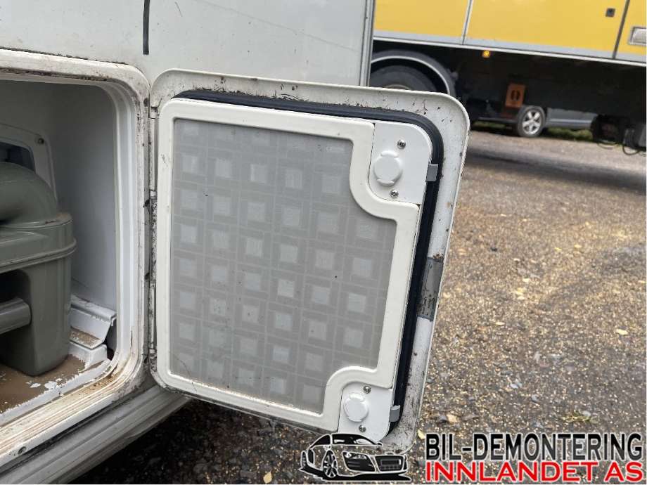 Camping, skap/dør/luke til Annet Campingvogn Burstner 1965-->>  (BURSTNER VENTANA CLASSIC 720|TOALETT LUKE|)