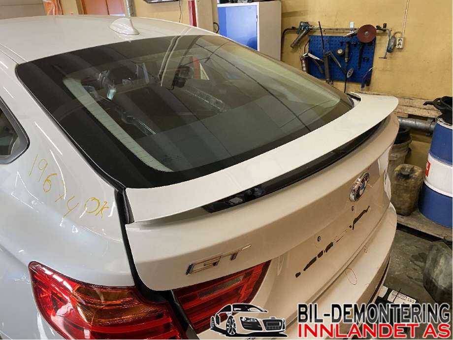 Bakluke combi til BMW 3-Serie 2012-2018 (F30/F31/F34) (F30/F31/F34) (BMW|41 00 7 363 253|)