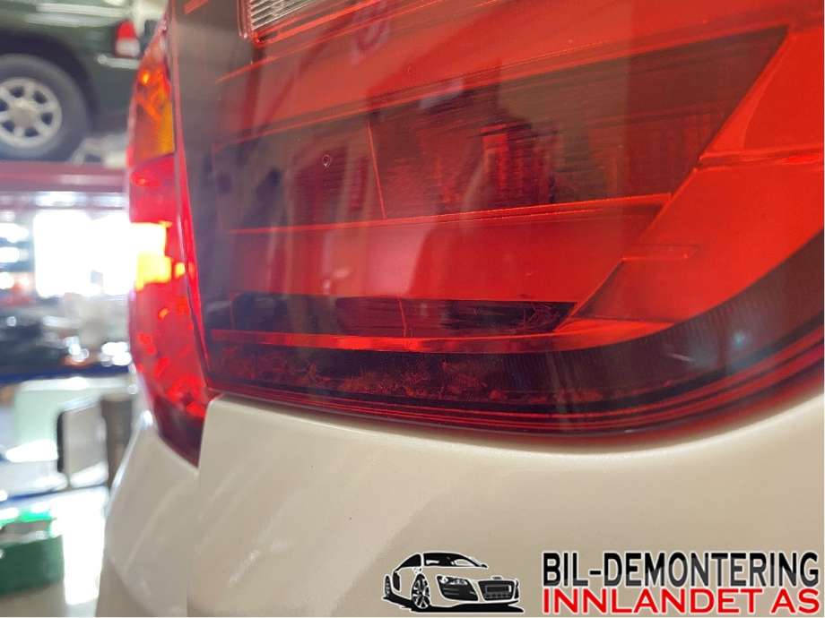 Baklykt venstre indre til BMW 3-Serie 2012-2018 (F30/F31/F34) (F30/F31/F34) (BMW|63 21 7 286 033|)