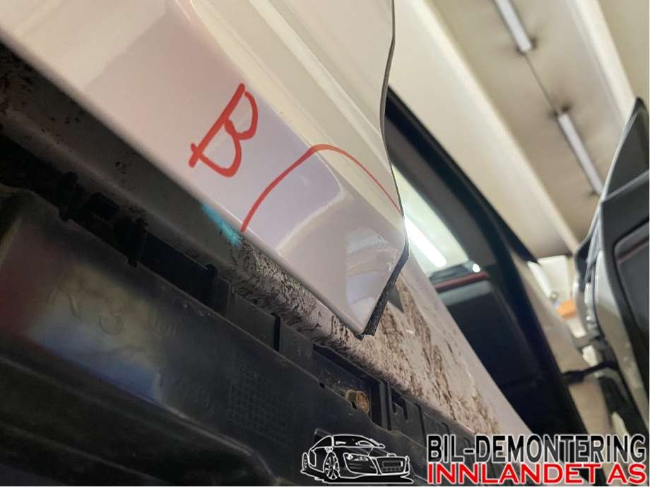 Dør høyre bak til BMW 3-Serie 2012-2018 (F30/F31/F34) (F30/F31/F34) (BMW|41 00 7 347 714|41 00 9 631 846|)