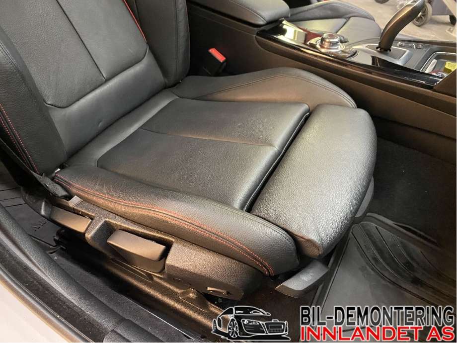 Sete foran høyre til BMW 3-Serie 2012-2018 (F30/F31/F34) (F30/F31/F34) (BMW|52 10 7 243 526|52 10 7 295 144|)