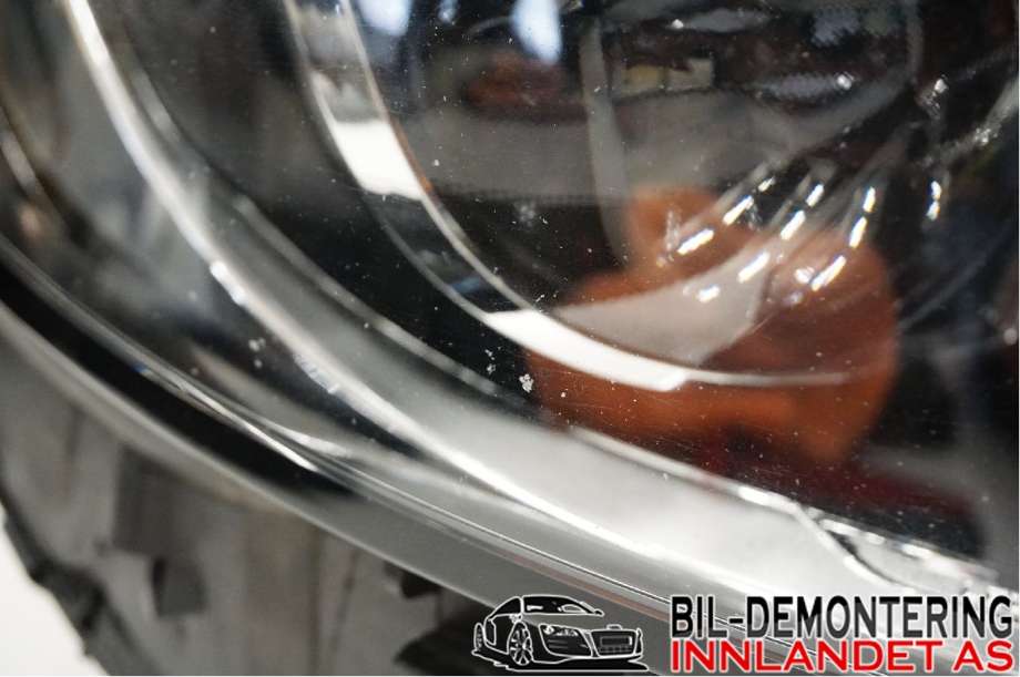Frontlykt høyre halogen til Mercedes C-Klasse 2018-2021 (Fase 2) (W205) (W205) (MERCEDES|A 205 906 74 03|)