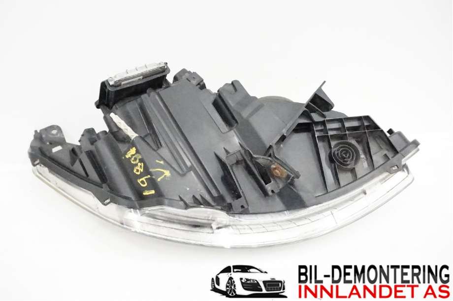 Frontlykt venstre halogen til Citroën C4 2004-2011 (Type I)  (CITROEN||9684382580)