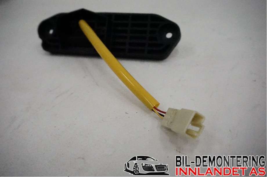 Bakluke/bakdør håndtak til Mitsubishi Outlander 2012-2015 (Type III, Fase 1)  (MITSUBISHI|5810A077|)