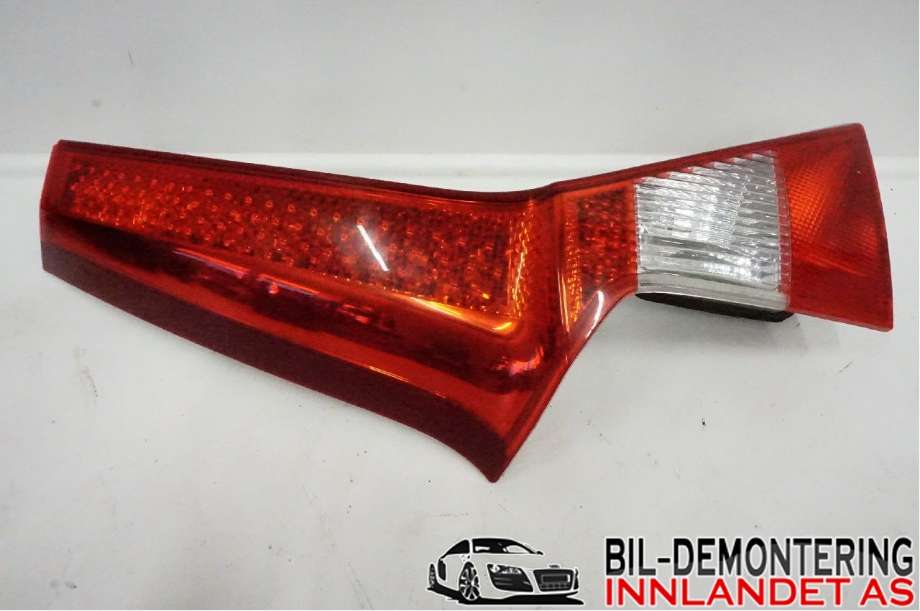 Baklykt venstre indre til Volvo V70 2007-2013 (Type III, Fase 1)  (VOLVO|31395068||164397)