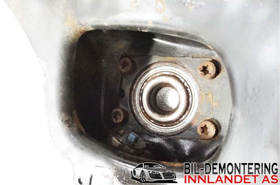 Hjulspindel høyre bak til Volvo V60/V60 CC 2013-2018 (Type I, Fase 2)  (31476183|)