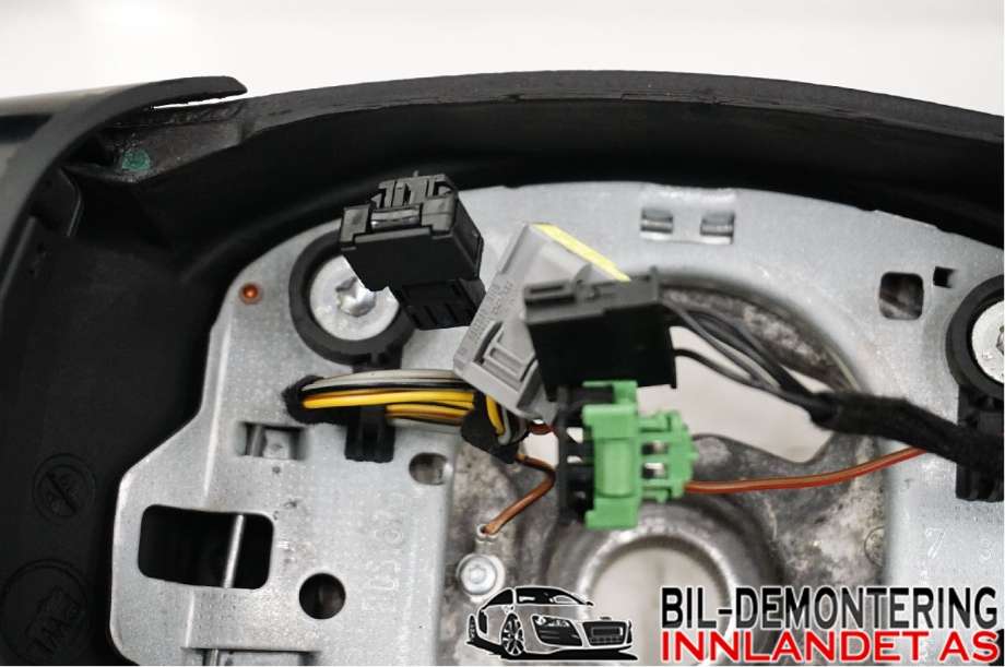 Ratt til BMW 3-Serie 2005-2011 (E90/E91/E92/E93) (E90/E91/E92/E93) (BMW|32 30 2 157 307||7839076-01)