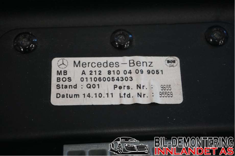 Diverse deler til Mercedes E-Klasse 2009-2013 (Fase 1) (W212) (W212) (MERCEDES|A 212 810 04 09|9051|A2128100409)